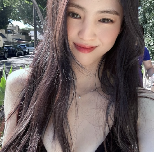 “왜이리 힘들까요”..한소희, 블로그에 의미심장 글