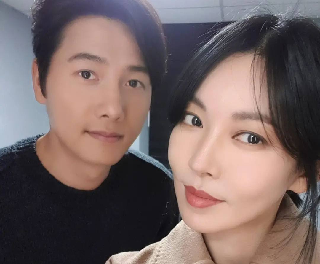 보일러도 못 틀게 하는 남편? 가스라이팅 의혹 나온 톱배우 부부