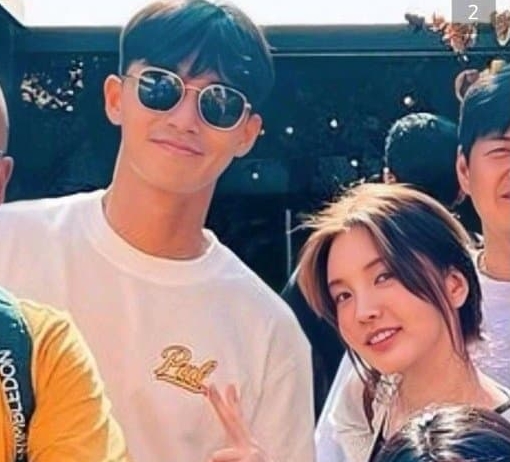 박서준·수스 열애설 터지게 한 목격담…“팬이 폭로하고 탈덕”