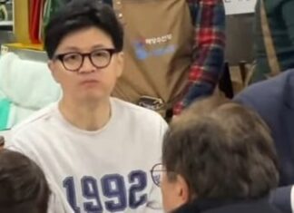 한동훈이 부산서 입은 1992 티셔츠는 어디 제품? 한동훈