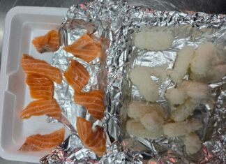 배민 환불요청 받아줬더니 돌아온 처참한 연어초밥 상태