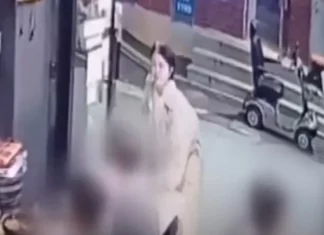 테이블 내려치며 “술 갖고 와” 3차 술집서 쫓겨난 문다혜 영상 문다혜