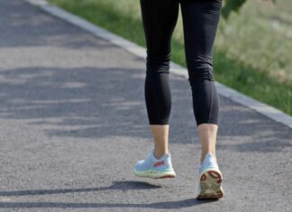 마흔 넘어 매일 2시간40분씩 걸으면, 수명 5년 이상 늘어난다 달리기 조깅 걷기 산책